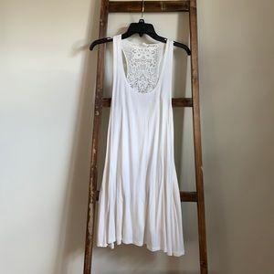 White Sundress with Crochet Back - Garage size XS